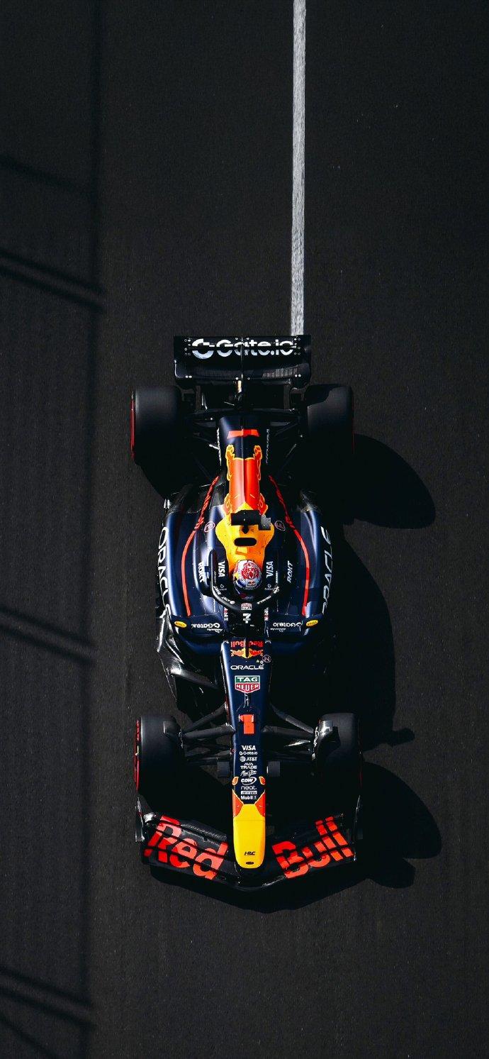 红牛二队力克索伯车队，汉密尔顿点燃赛场