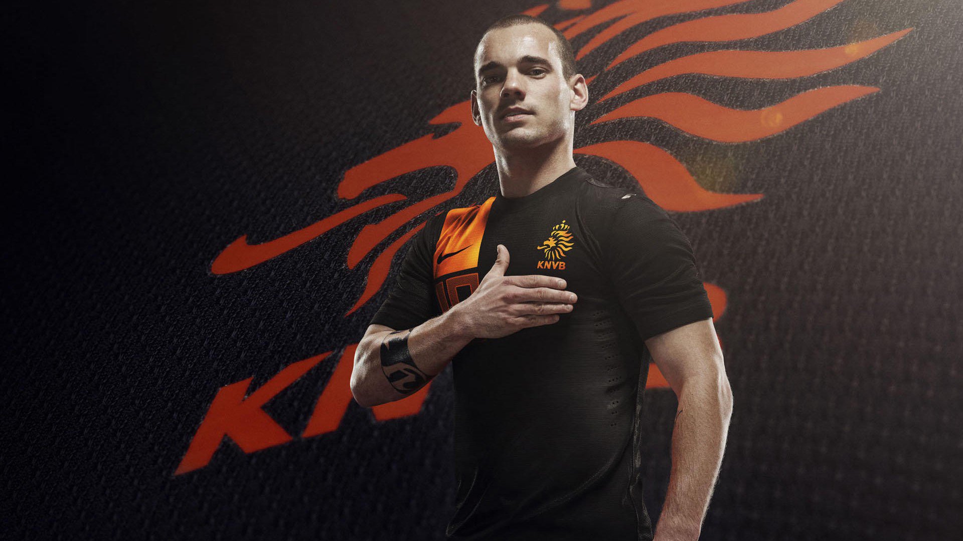 跨越国界的关键制胜，从波兰绿茵到东方球台，制胜之魂永不熄