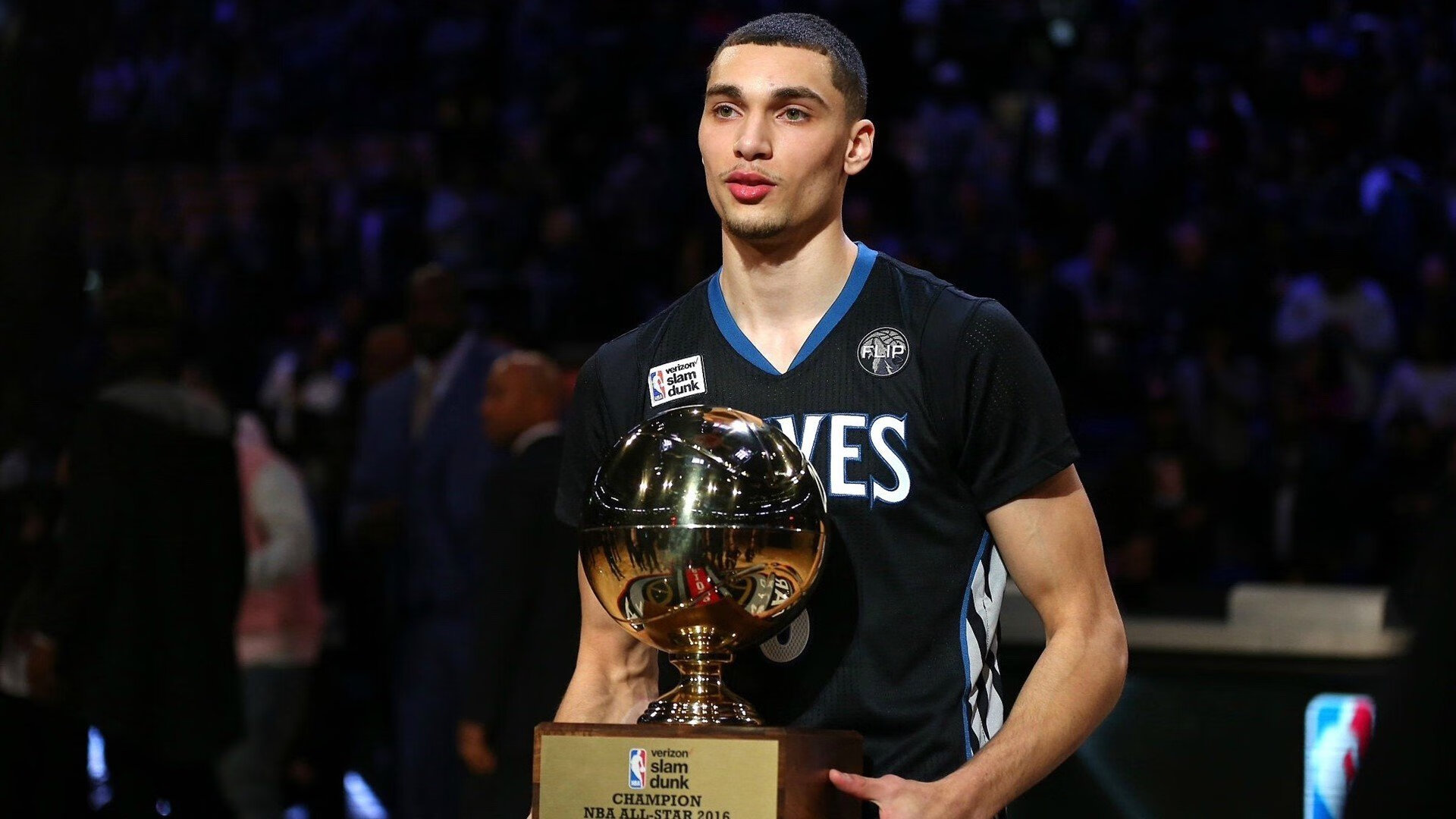 大马风暴席卷东京！黄鸭组合铁血双翼扛起全队碾压日本