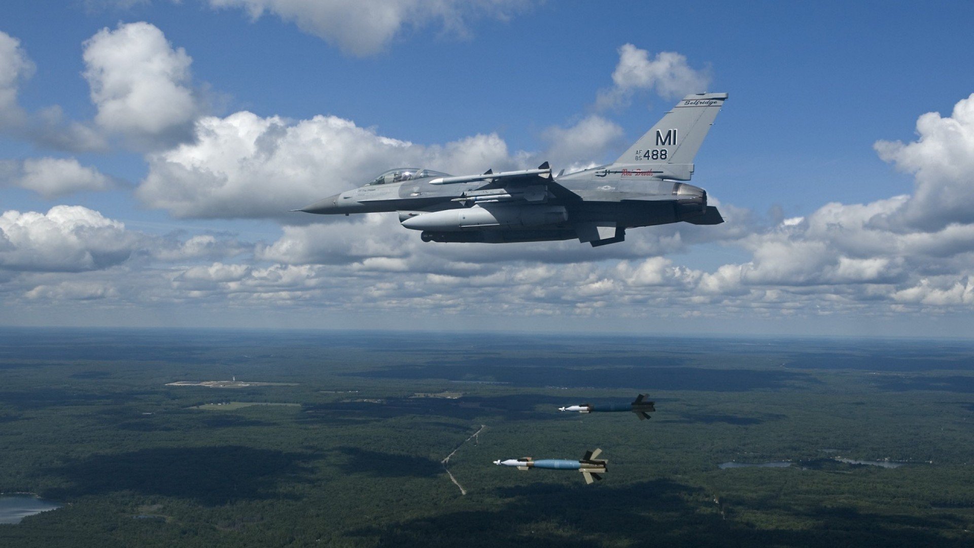 爱游戏官方入口-寒冰箭穿日，麦科勒姆最后三秒的逆袭者宣言