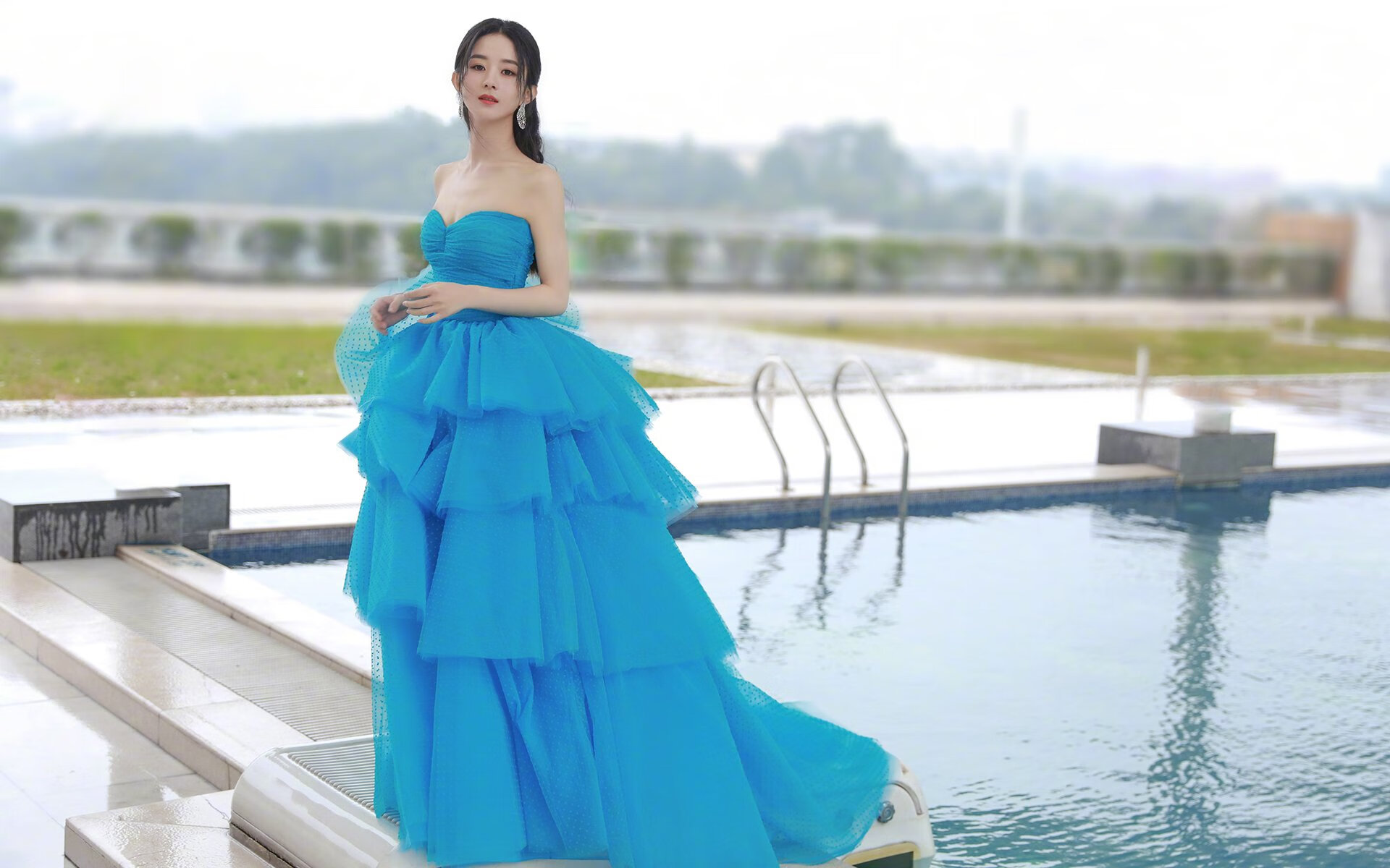 破壁者，当开拓者撞碎狼群，欧文在奥运前夜的终极接管