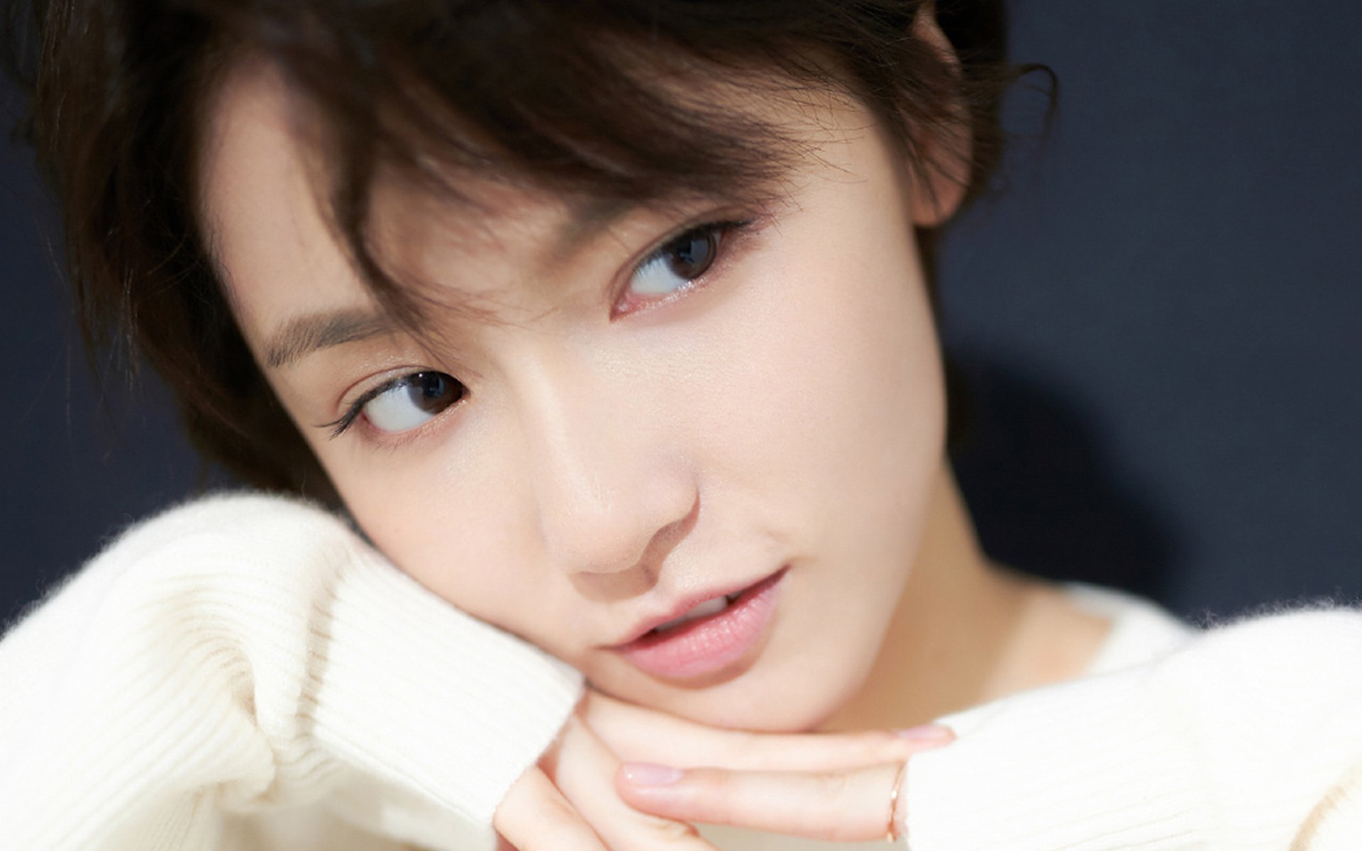 绿茵孤勇，2026世界杯C组之夜，匈牙利铁骑踏破喀麦隆，孙兴慜用不屈写下唯一答案